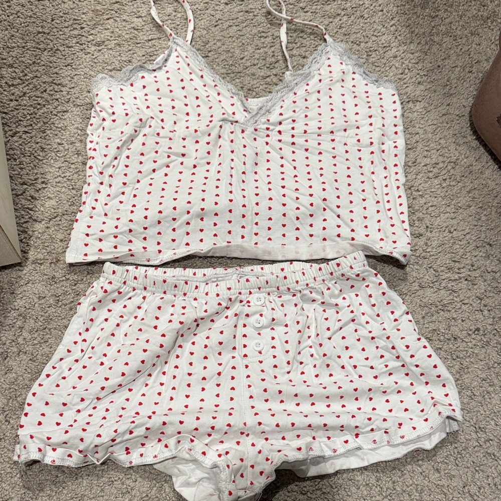Amazon White and Red Heart Women's Pajama Set